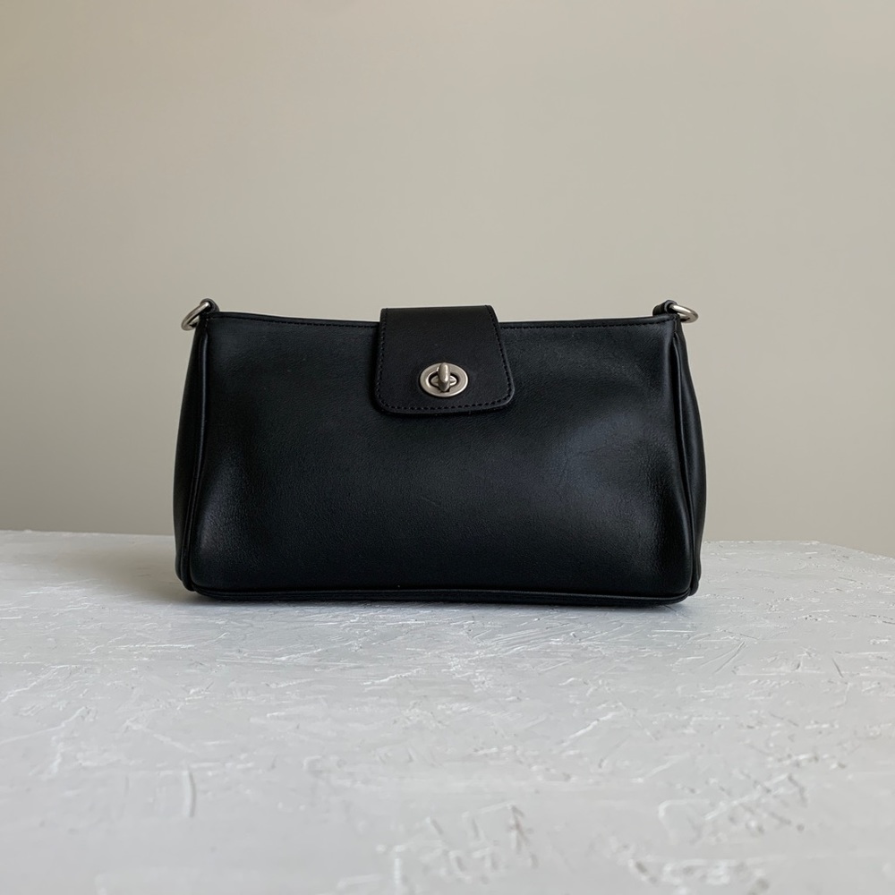 Vintage Coach Demi Turnlock (#9154) in Black w/ Nickel Hardware 🖤🩶